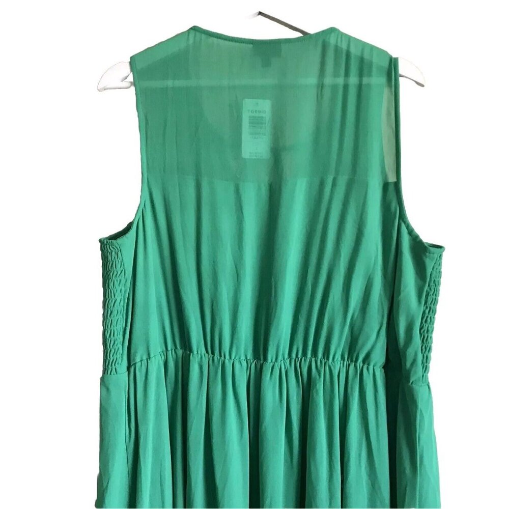 Torrid Women's Green V-Neck Sleeveless Chiffon Smock Front Skater Dress Size 2 - Picture 8 of 11